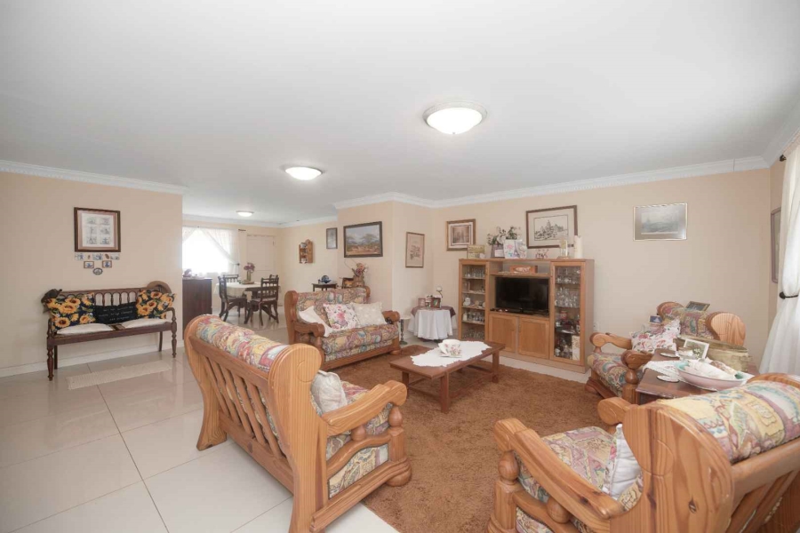 4 Bedroom Property for Sale in Pearly Beach Western Cape